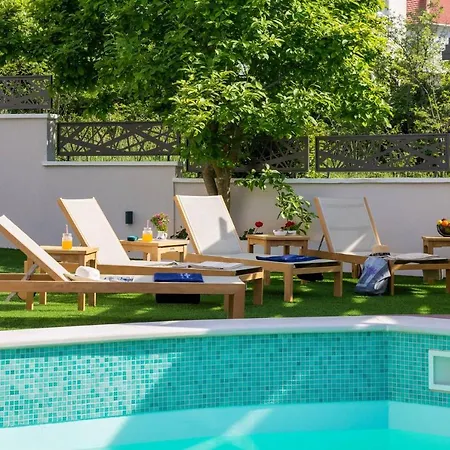 Villa Magnificent Scorpaena With Heated Swimming P *