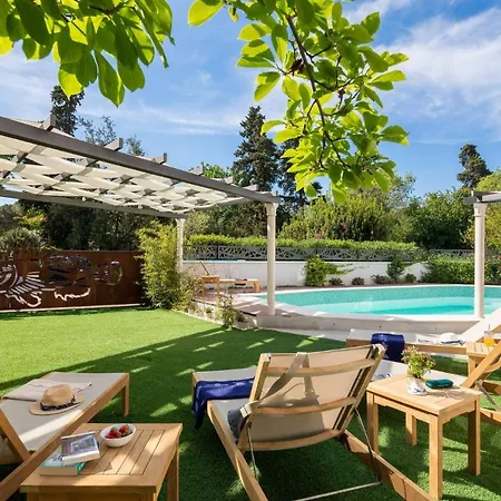 Villa Magnificent Scorpaena With Heated Swimming P Zadar