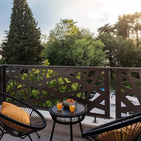 Villa Magnificent Scorpaena With Heated Swimming P Zadar