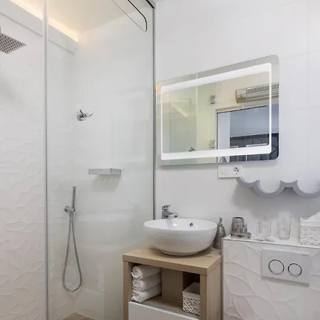 Villa Magnificent Scorpaena With Heated Swimming P *